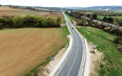 Nový asfalt z Prešova do Petrovian